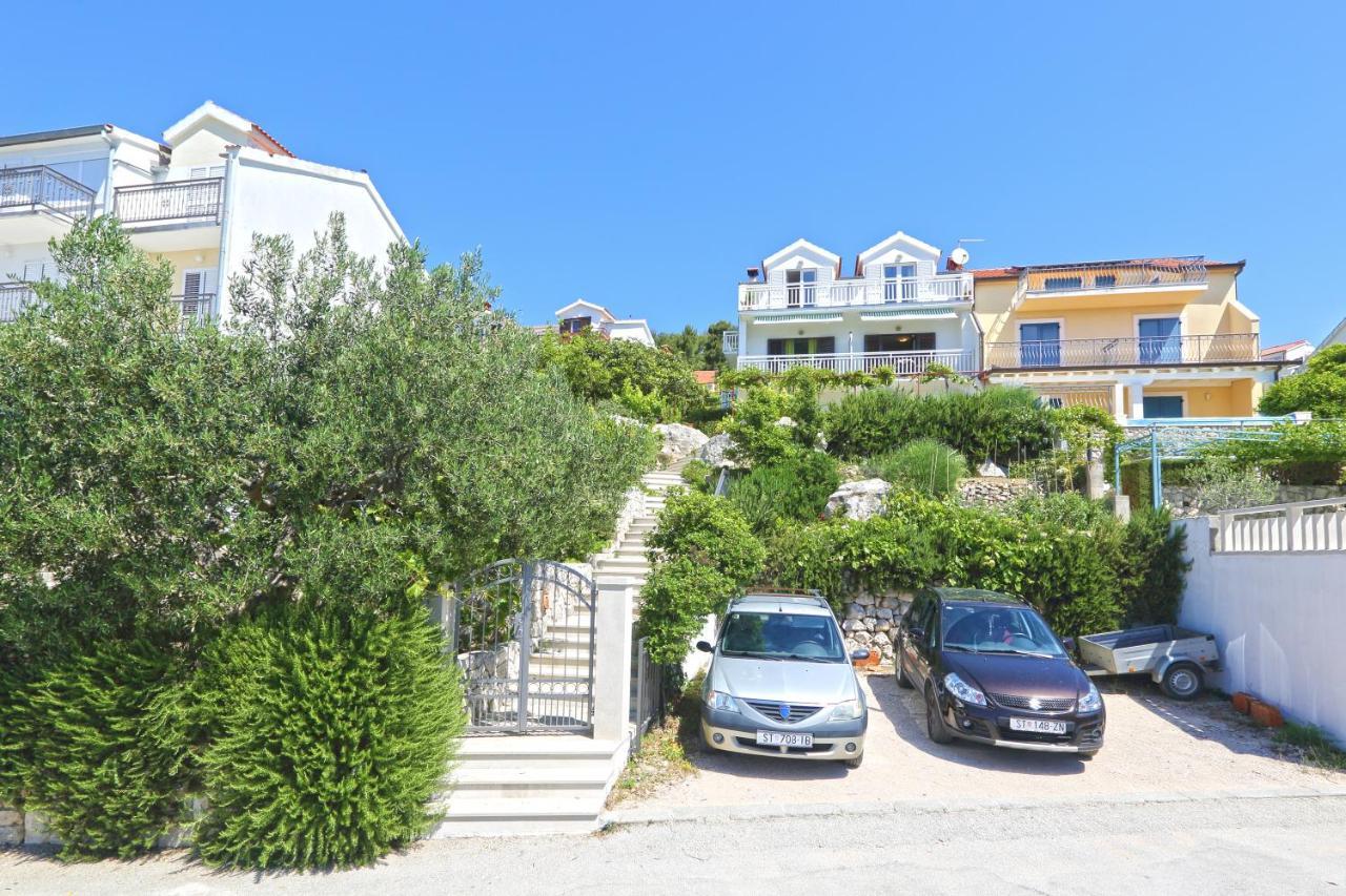 Apartment Stefani ฮวาร์ ภายนอก รูปภาพ